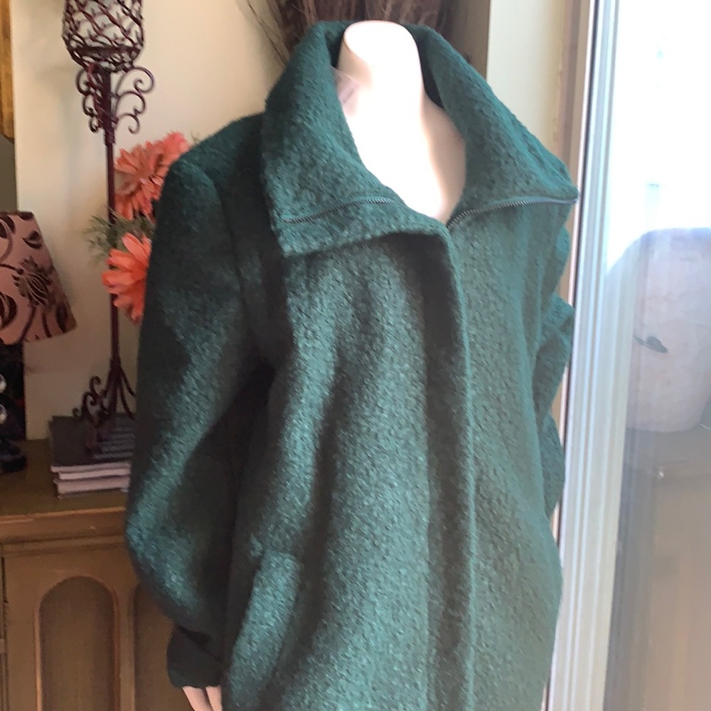 Loft COAT 🧥 - Picture 4 of 16